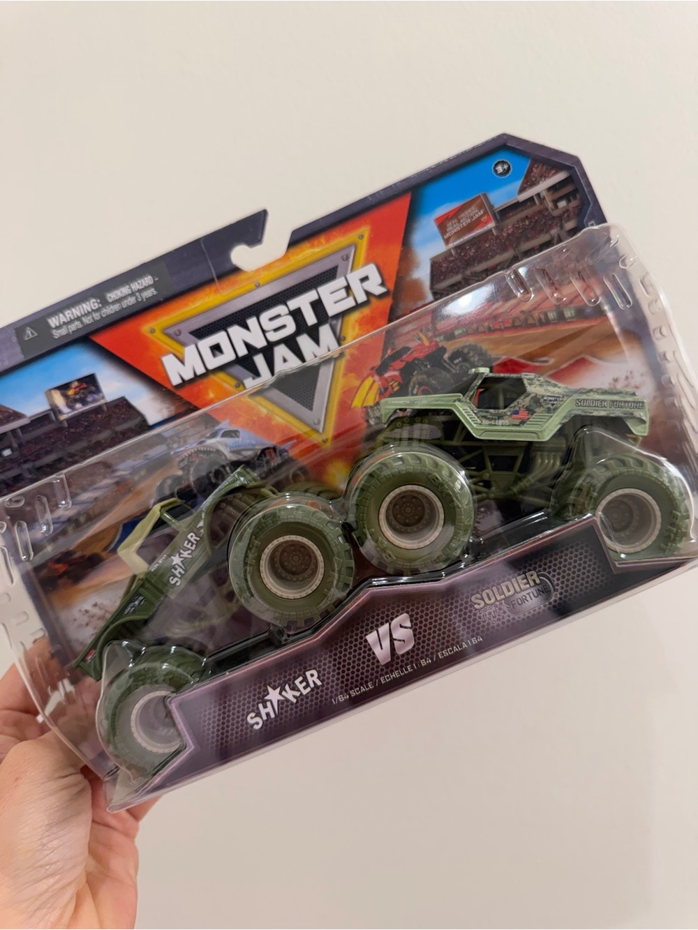 Monster Jam Shaker vs. Soldier Set